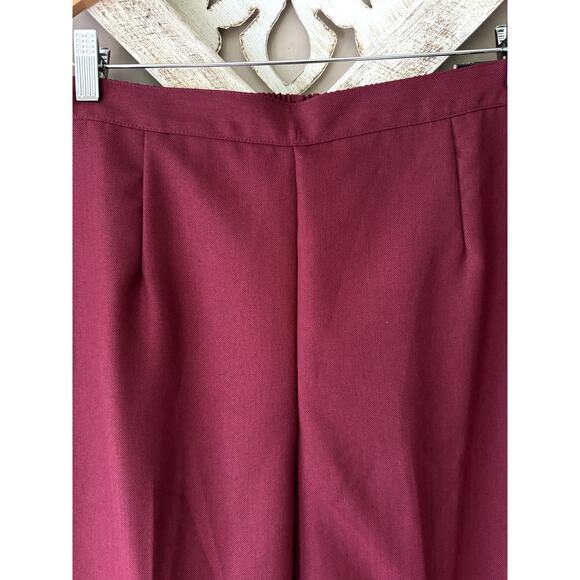 Alfred Dunner Women's Pullon Elastic Waist Classic Fit Proportioned Short Pant - Picture 4 of 7